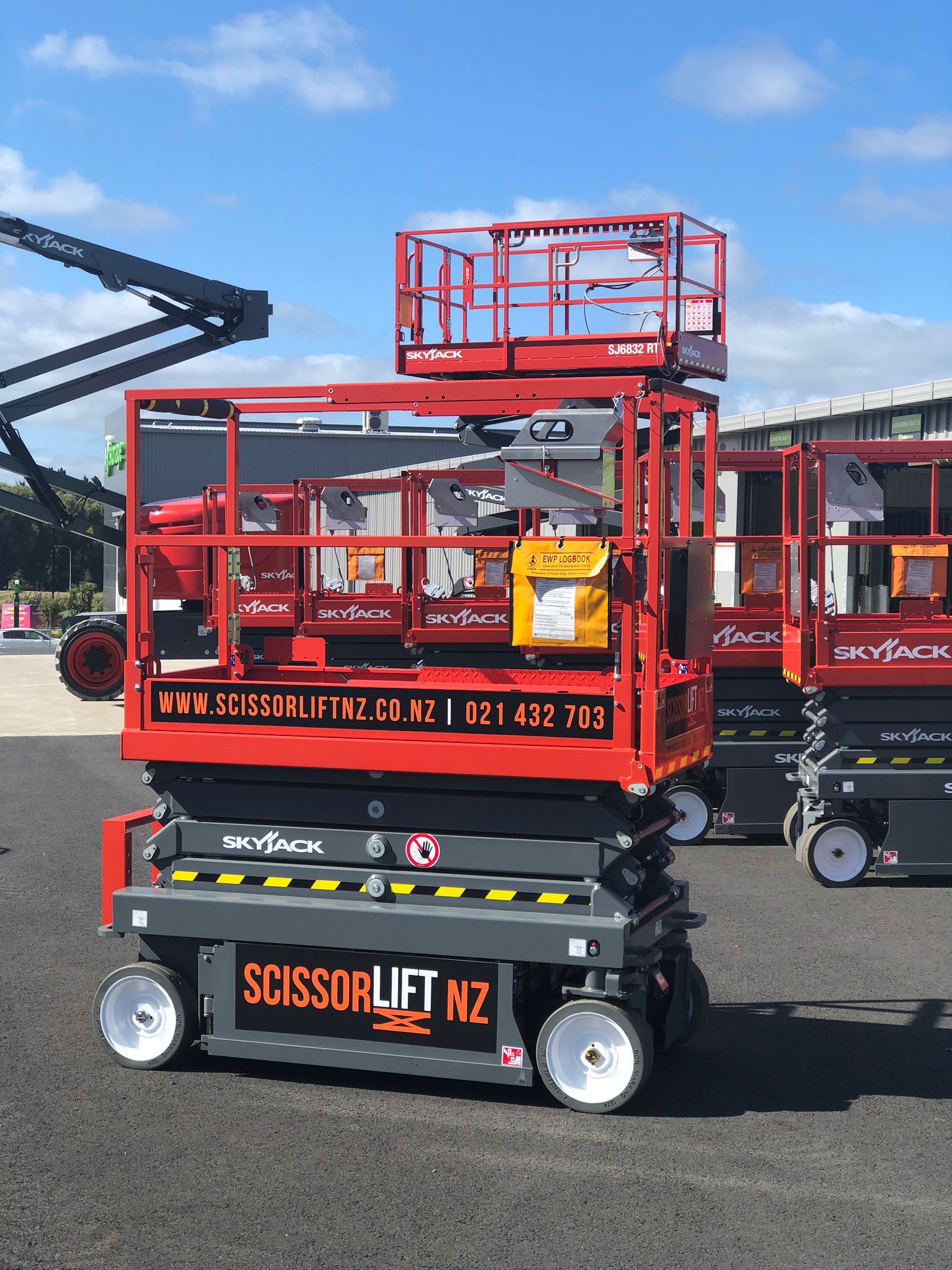Scissorlift NZ fleet photo 12