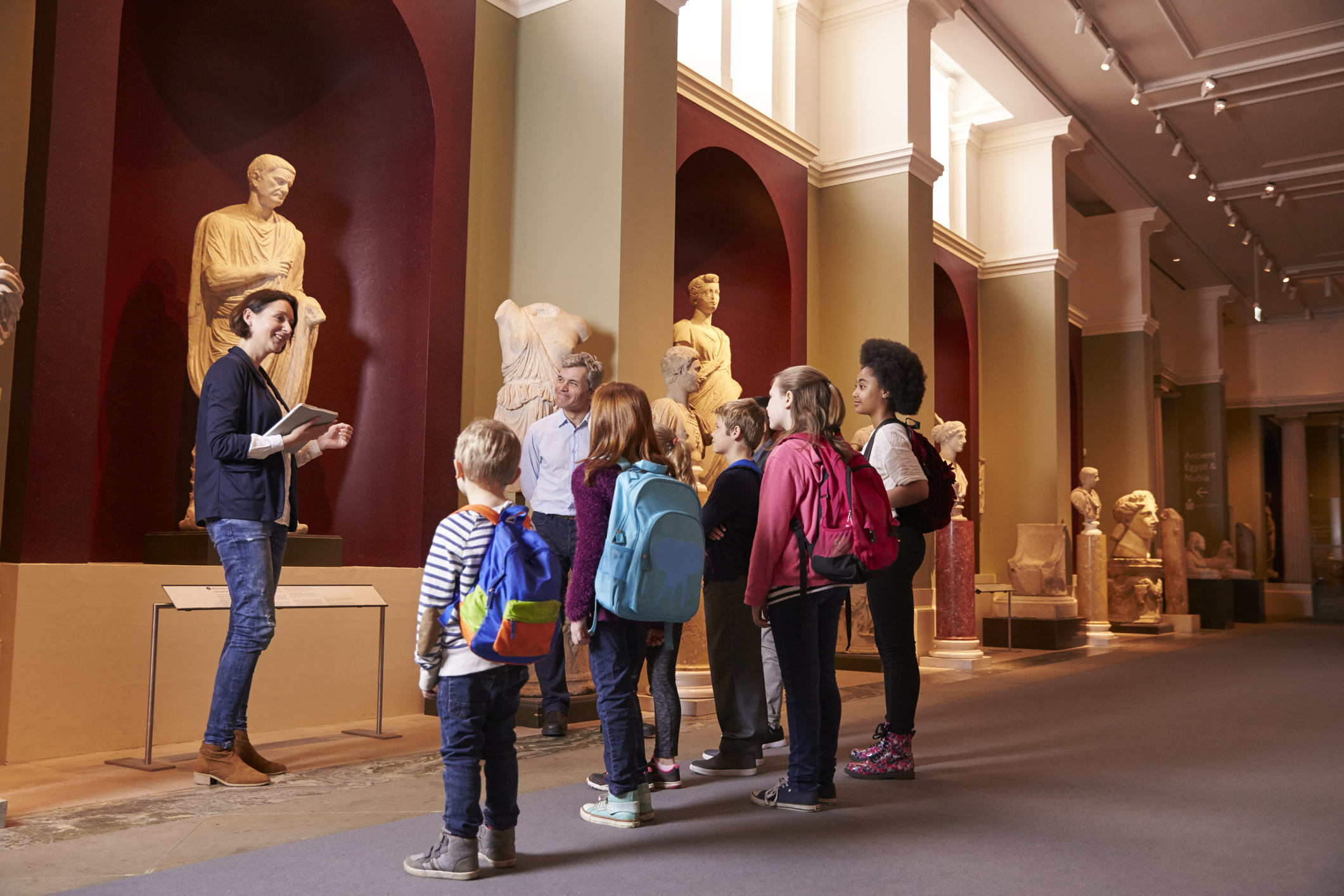 Crowd at museum entrance illustrating people flow in public spaces