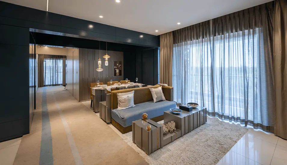 Dining & Living Area