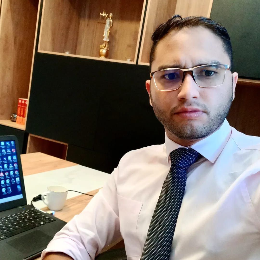 Dr. Wesley Roriz durante consultoria