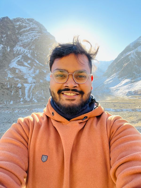 Akash Tiwari, Growth Hacking founder