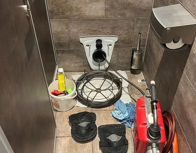 Rohrreinigung WC