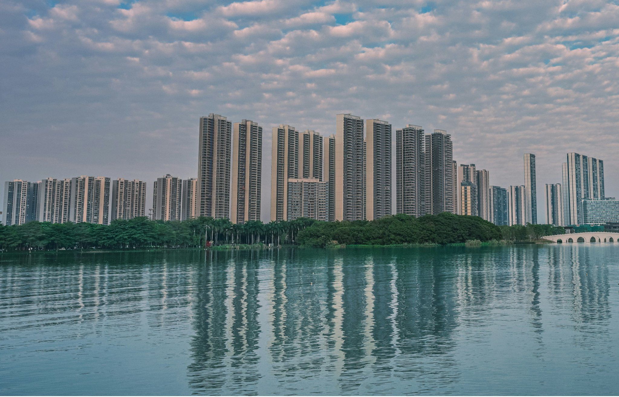 HNX INFRA construction finishing work in Pune and Mumbai skyline