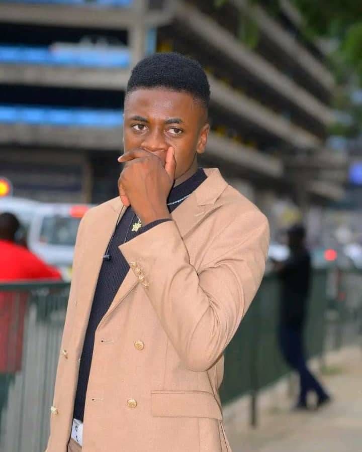 Elshaddai Anesu Mugugu - Thinking Pose