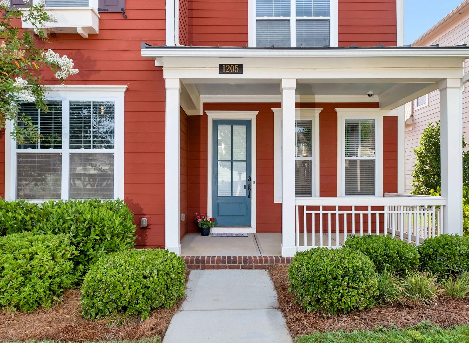 Modern Kitchen — Video Walkthrough