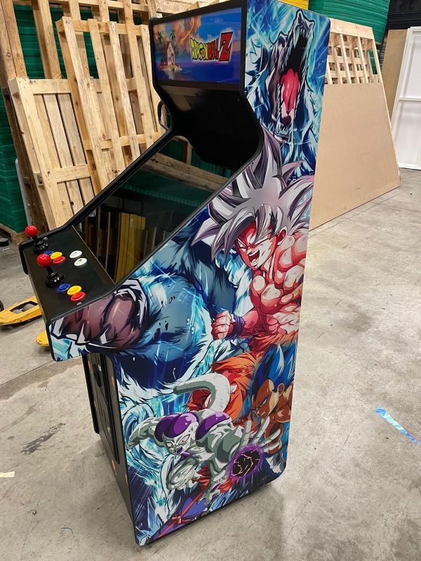 Sticking Borne Arcade - Dragon Ball Z