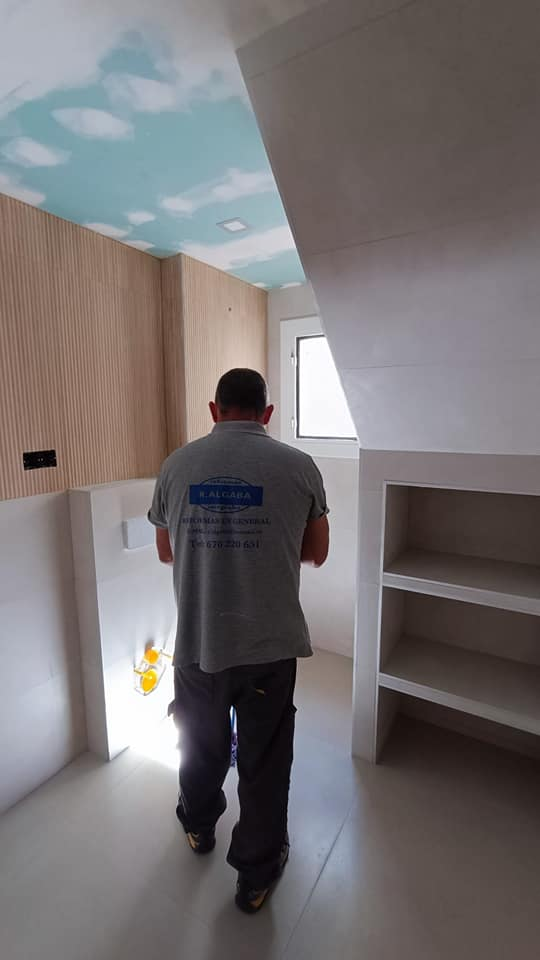 Equipo reformas R.Algaba en obra