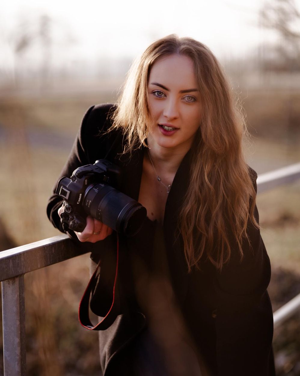 Valentina Kielhorn mit Kamera