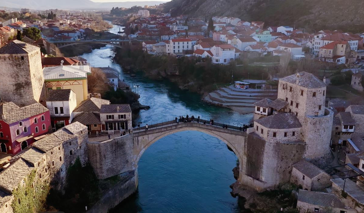 Luftbild Stari Most Mostar Bosnien und Herzegowina